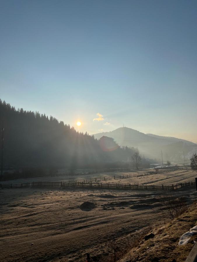 Садиба Between Mountains Mizhhirya (Transcarpathia) Exterior foto